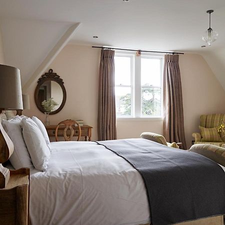 Cotswold Grange Bed & Breakfast Cheltenham Ngoại thất bức ảnh A bedroom at The Pig