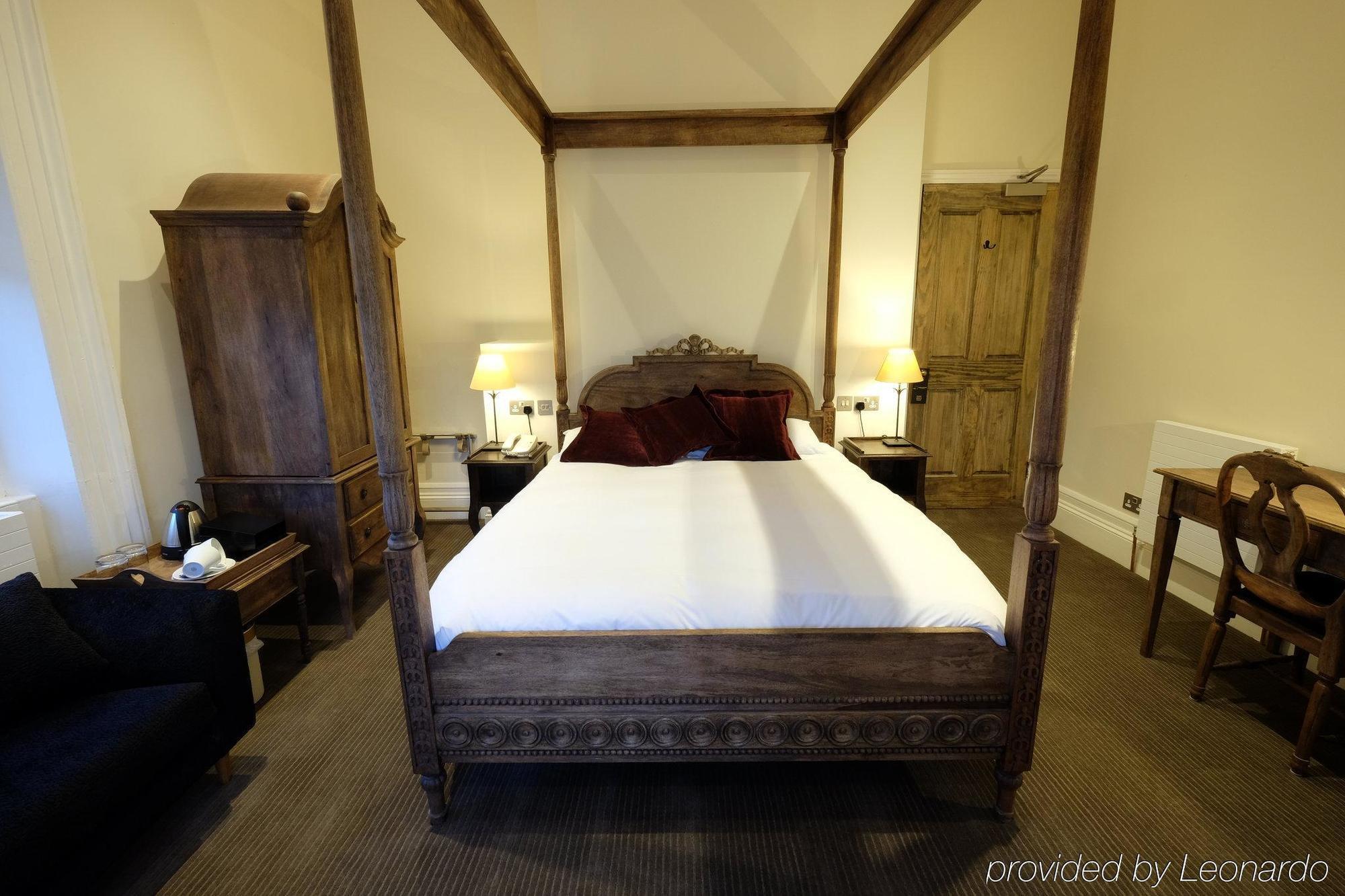 Cotswold Grange Bed & Breakfast Cheltenham Ngoại thất bức ảnh A room at the hotel
